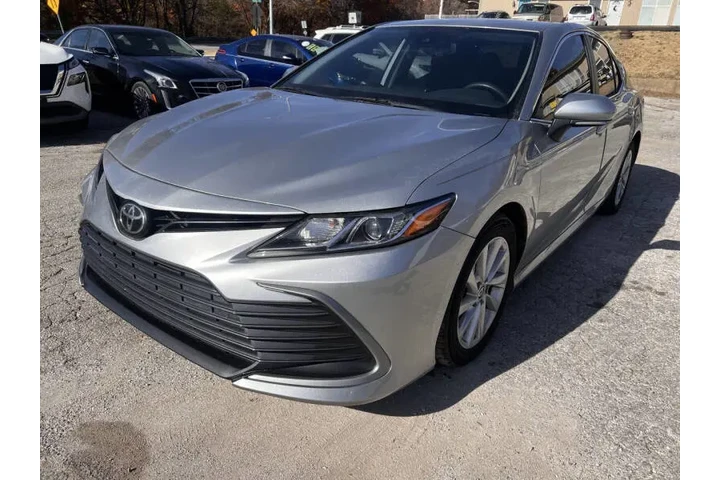 $16999 : 2021 Camry LE image 2