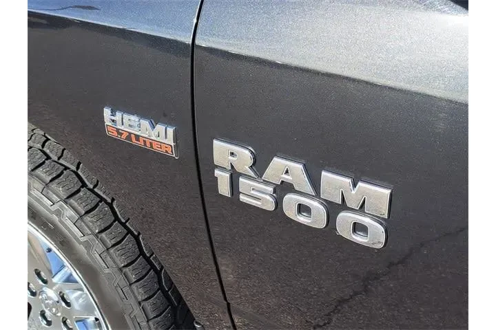 $19552 : Ram 1500 2017 4x4 Express 4d image 10