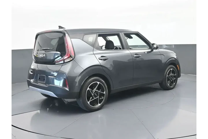 $18991 : Kia Soul 2023 EX 4dr Crossov image 6