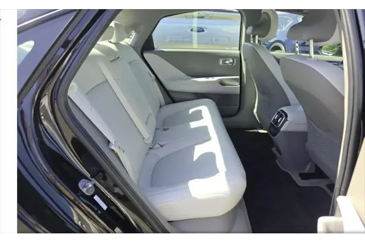 $29190 : Hyundai IONIQ 6 2024 Limited image 5