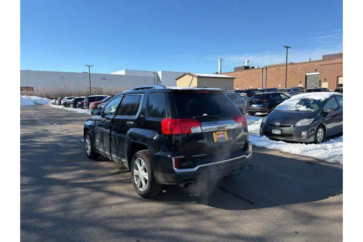 $14300 : GMC Terrain 2017 AWD SLT 4dr image 3