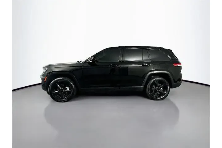 $33900 : Jeep Grand Cherokee 2024 4x4 image 6