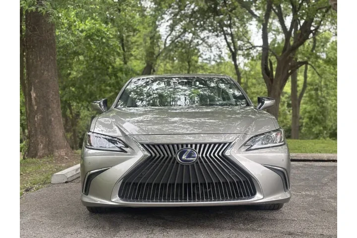 $26999 : 2021 ES 300h image 8