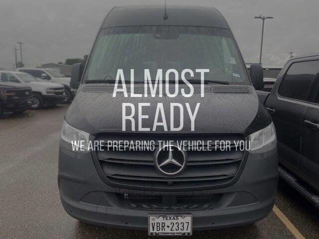 2024 Mercedes-Benz Sprinter 2 image 1