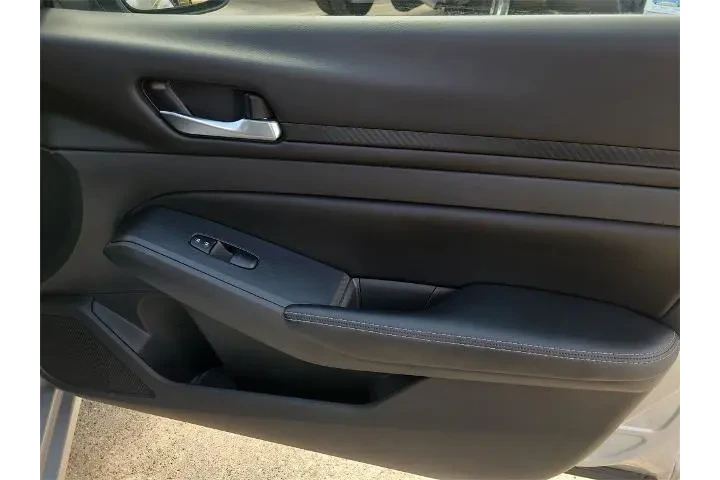 $19769 : Nissan Altima 2024 2.5 SV 4d image 8