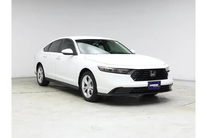 $27998 : Honda Accord 2025 LX 4dr Sed image 1