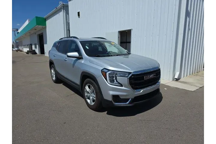 $20900 : GMC Terrain 2022 SLE 4dr SUV image 1