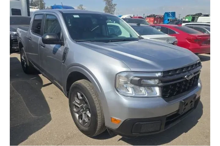 $28000 : Ford Maverick 2024 AWD XLT 4 image 4