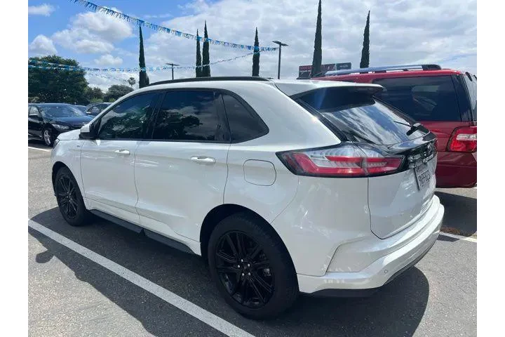 $31725 : Ford Edge 2023 AWD ST-Line 4 image 5