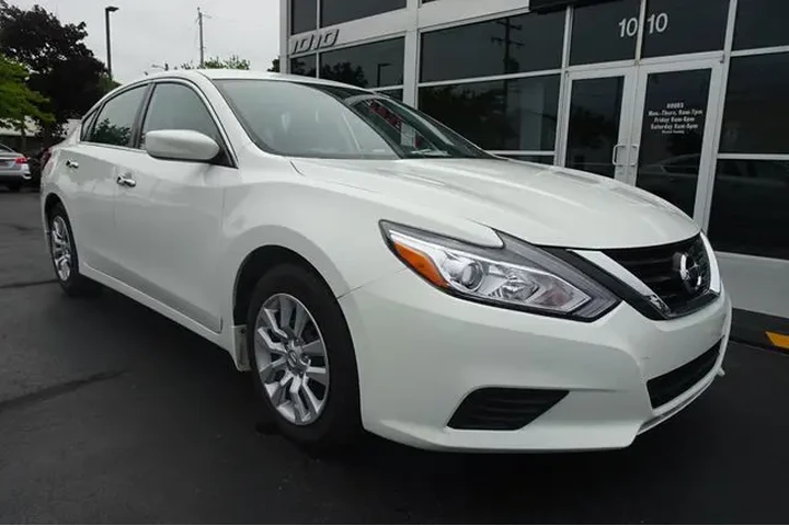 $12990 : 2018 Altima image 2