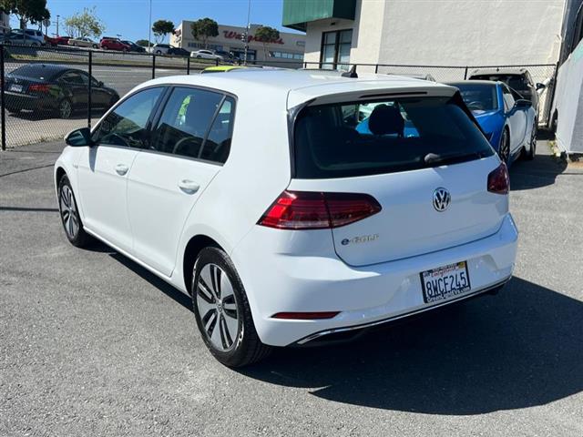 $12900 : Used 2018 e-Golf SE for sale image 7