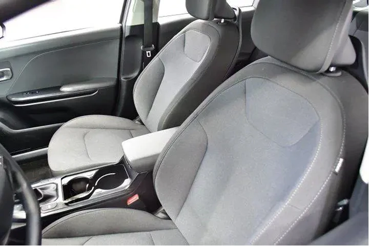 $21694 : Kia K4 2025 LXS 4dr Sedan image 9