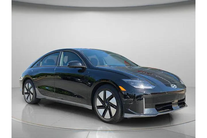 $25492 : Hyundai IONIQ 6 2024 SE 4dr image 8