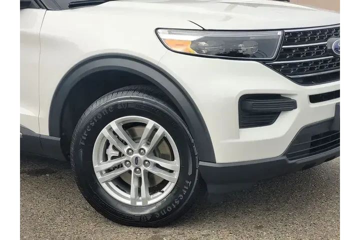 $27407 : Ford Explorer 2022 AWD XLT 4 image 6