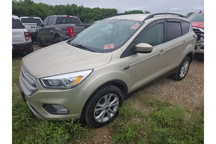 $15785 : Ford Escape 2018 AWD SEL 4dr image 1