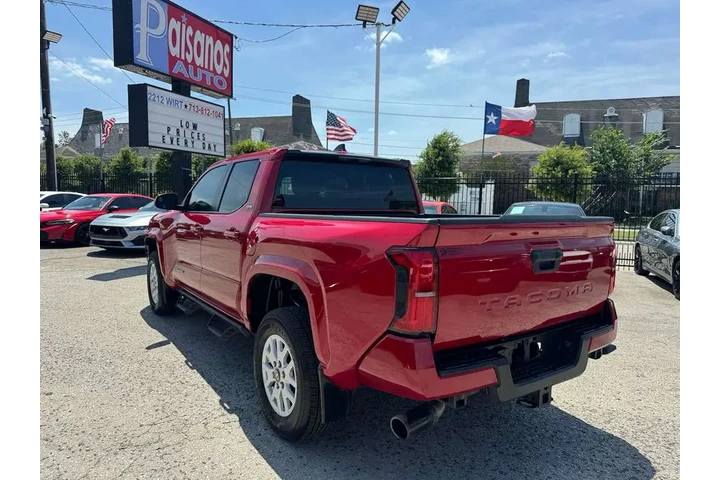 2024 Tacoma TRD Sport Double image 4