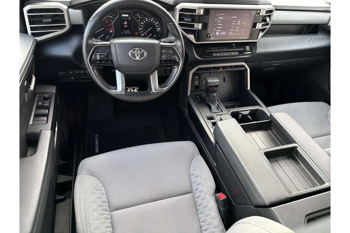 $39086 : Toyota Tundra 2023 4x4 SR5 4 image 8