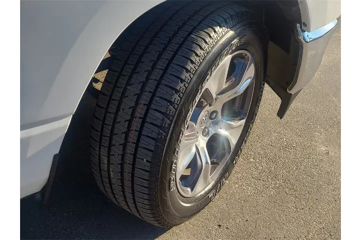 $34781 : Ram 1500 2024 4x2 Laramie 4d image 7