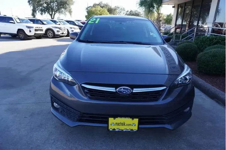 $17988 : Subaru Impreza 2021 AWD Prem image 2