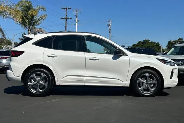 $29000 : Ford Escape Hybrid 2024 ST-L image 2