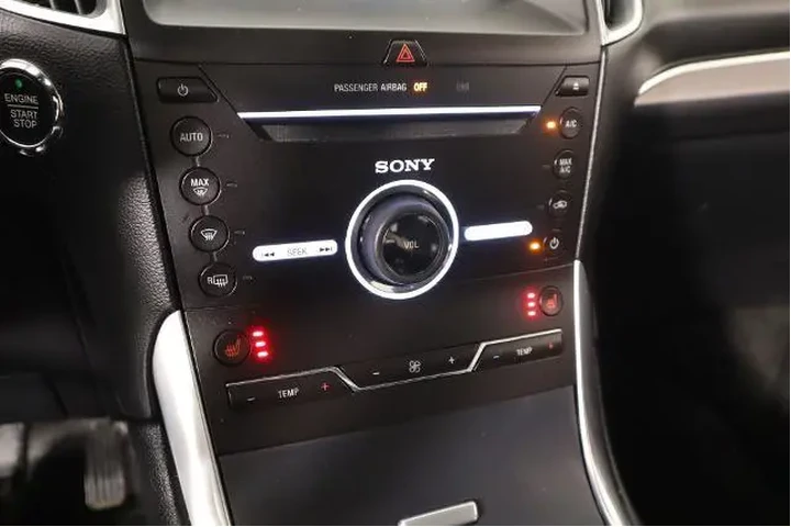 $12842 : Ford Edge 2015 AWD Titanium image 8