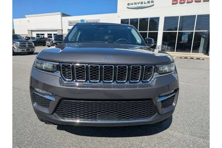 $32552 : Jeep Grand Cherokee 2024 4x2 image 9