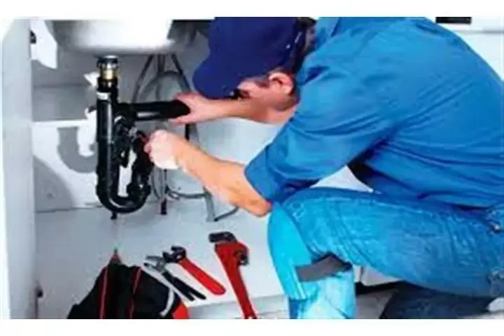 SALGADO PLUMBING, ELECTRICISTA image 5