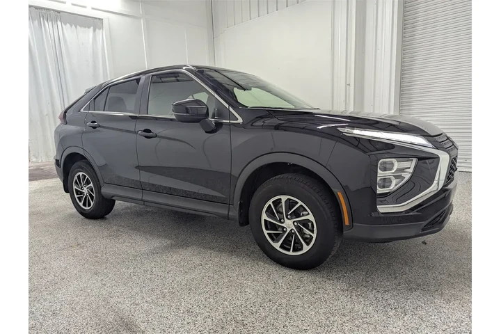 $25997 : Mitsubishi Eclipse Cross 202 image 2