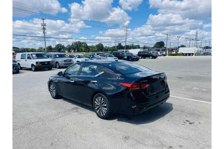 $19999 : 2025 Altima 2.5 SV image 5