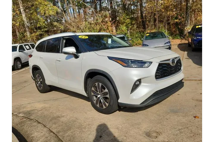 $32500 : Toyota Highlander 2022 XLE 4 image 9