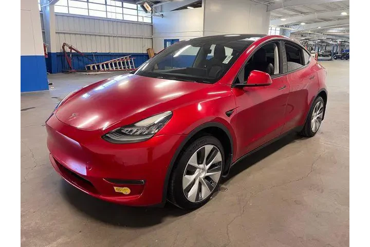 $29425 : Tesla Model Y 2022 AWD Long image 7
