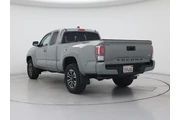$31998 : Toyota Tacoma 2022 4x2 TRD S thumbnail