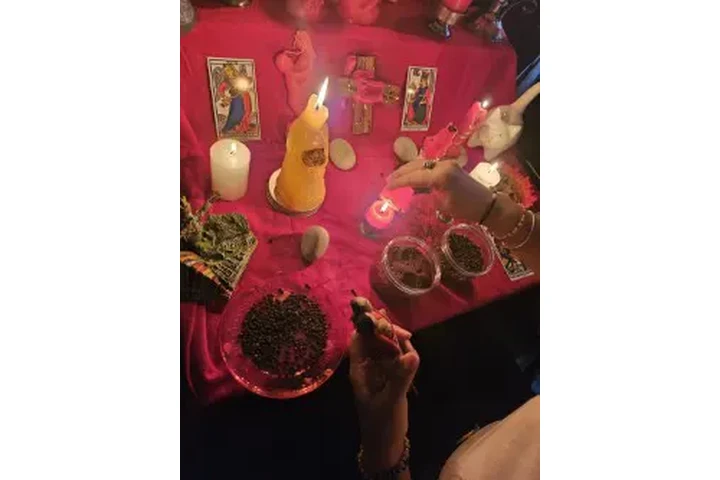 CANDELA SANTOS🔮 image 3