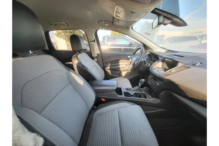 $20102 : Ford Escape 2017 Titanium 4dr image 8