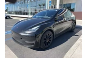 $30900 : Tesla Model Y 2023 AWD Long thumbnail