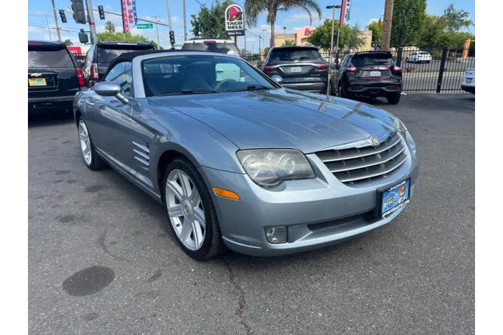 $6498 : 2005 Crossfire Limited image 3