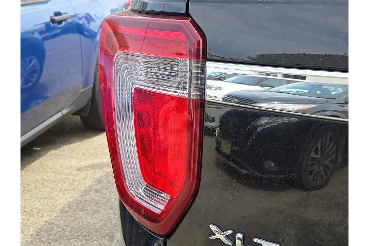 $14687 : Ford Explorer 2018 AWD XLT 4 image 8