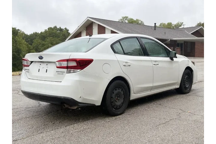 $3999 : 2017 Impreza 2.0i image 9