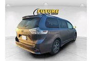 $23997 : Toyota Sienna 2020 AWD SE 7- thumbnail
