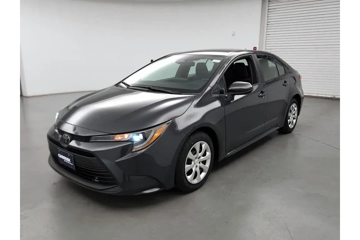$19998 : Toyota Corolla 2024 LE 4dr S image 3