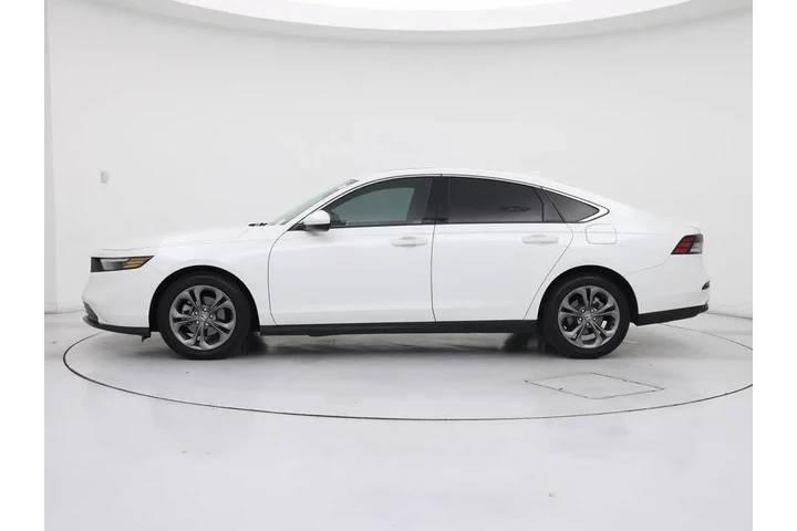 $27998 : Honda Accord 2024 EX 4dr Sed image 3