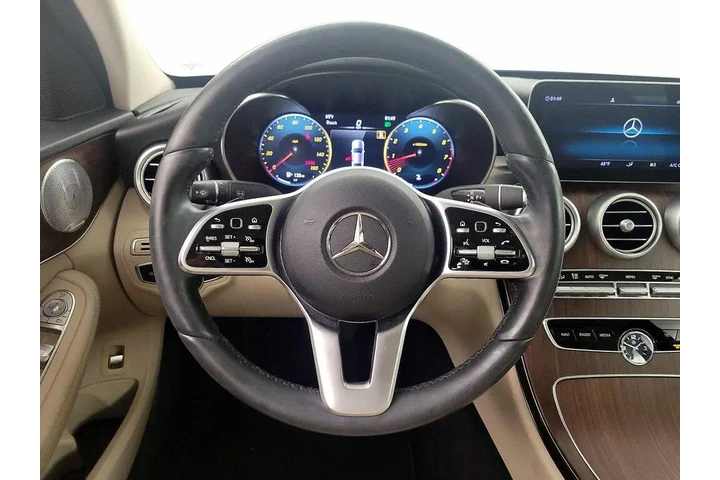 $29998 : Mercedes-Benz C-Class 2021 A image 10