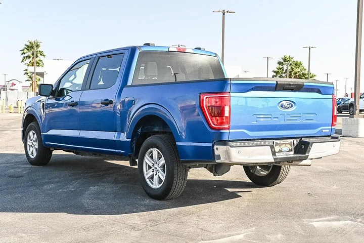 Ford F-150 2023 4x2 XLT 4dr image 5