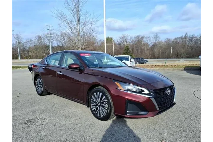 $20595 : Nissan Altima 2024 2.5 SV 4d image 1