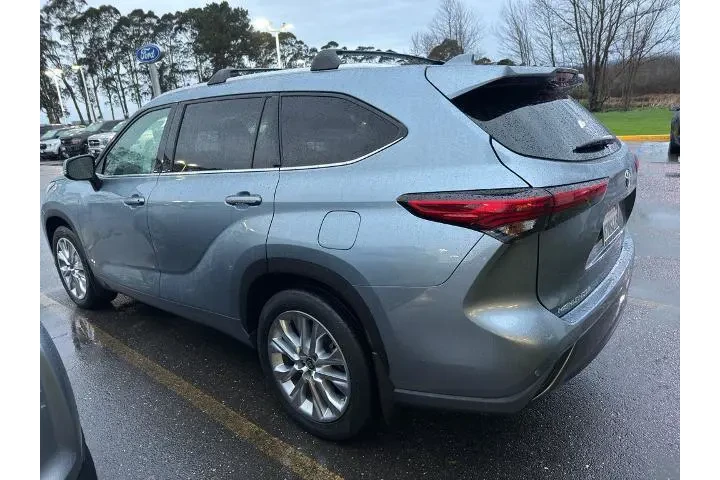 $36995 : Toyota Highlander 2021 AWD L image 9