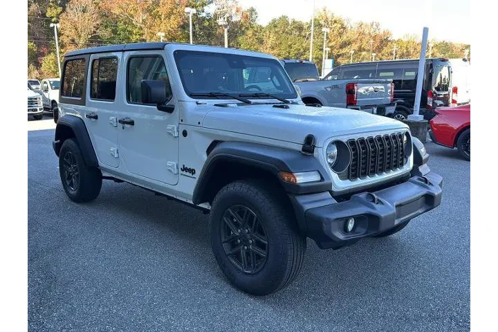 $32400 : Jeep Wrangler 2024 4x4 Sport image 6