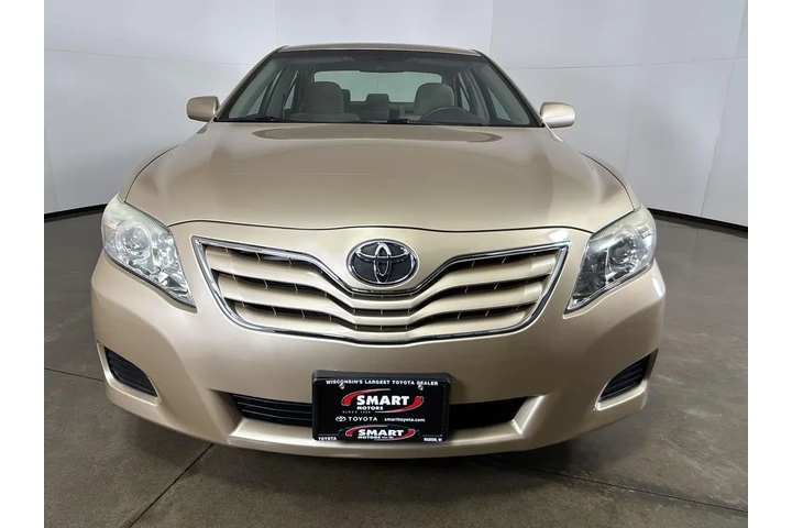 $15090 : 2011 Camry LE image 6