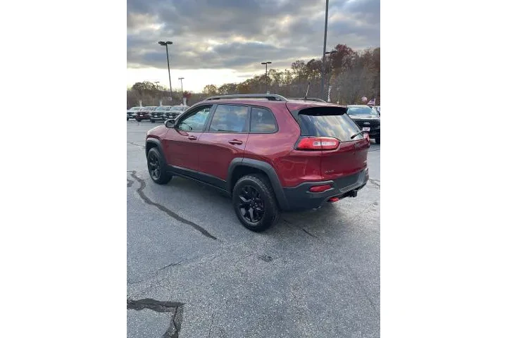 $13840 : Jeep Cherokee 2016 4x4 Trail image 8