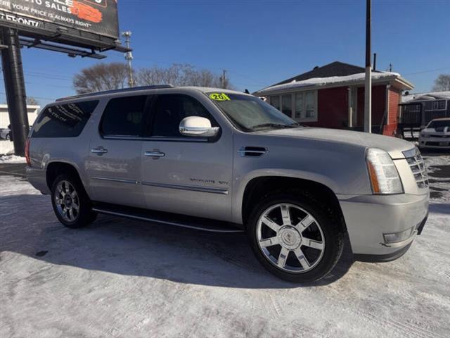 $10892 : 2011 Escalade ESV Luxury image 3