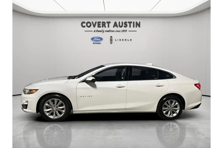 $17691 : Chevrolet Malibu 2024 LT 4dr image 2